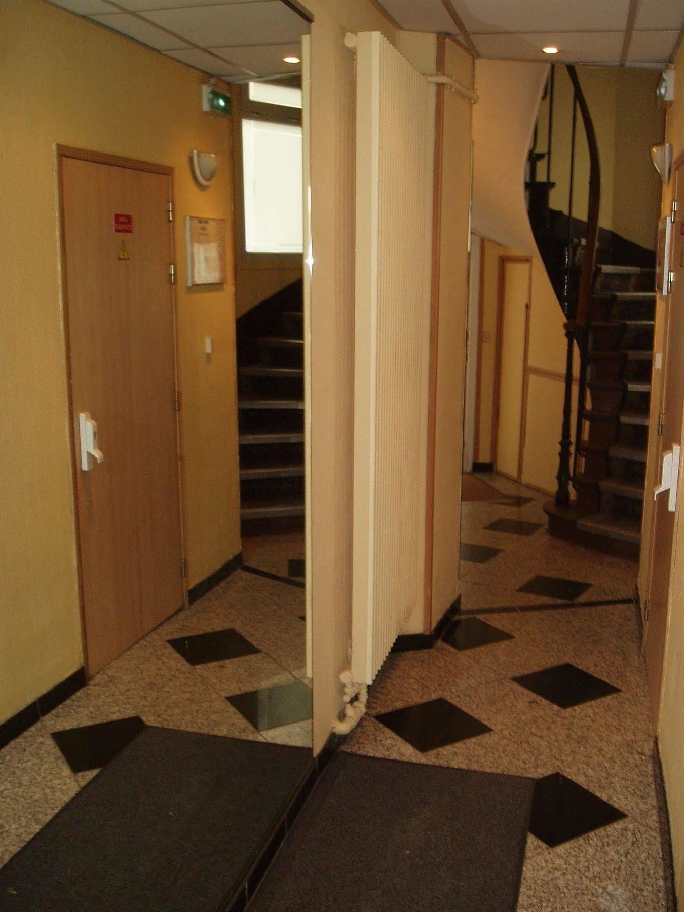 Hotel Trianon แว็งแซ็นน์ ภายนอก รูปภาพ